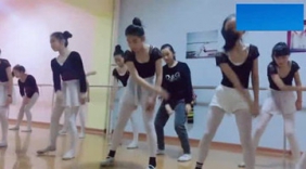 美女舞蹈《追光者》