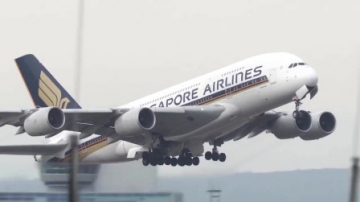 实拍空客A380着陆，超大客机的最流畅、最佳着陆