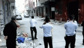 惊！河南郑州村民抗拆杀官员，被击毙！