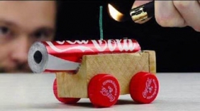 牛人用可乐瓶做了一个威力巨大的“大炮”，直接击穿易拉罐