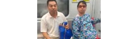【拍客】广州地铁青年痛斥脱鞋乘客