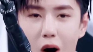 这就是街舞3：注意看王一博的嘴型，在说我爱你啊，又帅又奶的豹子