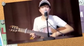 空灵女声白若溪吉他弹唱《滚滚红尘》声音如天籁