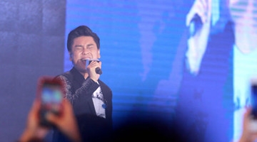 朱孝天胖成油腻大叔