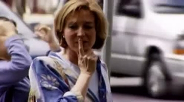 恶搞整人视频吓坏路人