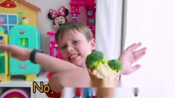 萌娃小可爱：小萌宝们真会玩，吃着东西唱着歌，真不错！亲子益智玩具儿童乐园