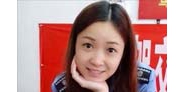 四川现女神城管 小贩称她一笑就听话