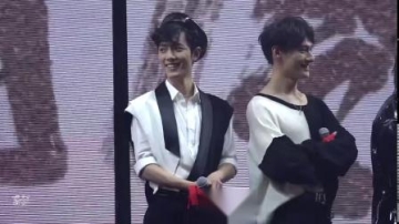 11月1日南京演唱会肖战全程74分钟