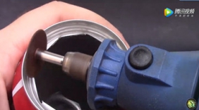 牛人利用可乐瓶制作一个小气泵，够创意