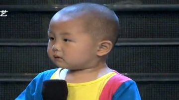 我是大明星：山东3岁萌娃张俊豪，上台随便扭一扭就把评委征服了，不可思议