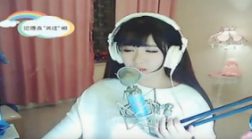 美女一首《为你而痛》好听哭了！