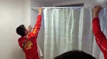 国乒被里约奥运村房间惊呆：水龙头乱喷水 浴帘杆掉落