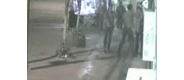 监拍东莞同一ATM机前 12小时内两宗劫案