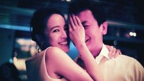 侯佩岑结婚5周年 罕见晒和老公合照纪念