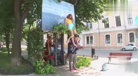 国外恶作剧：街头照相恶搞！