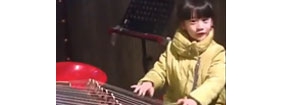 【拍客】森碟小主穿越弹古筝
