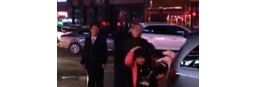 【拍客】实拍男子暴打母女撞晕孩子