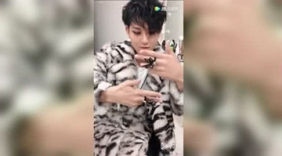 黄子韬手指舞了解一下 不仅人帅，手指也帅