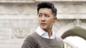 韩庚被曝与李冰玉已分手 上海约会神秘