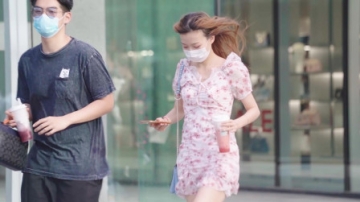 广东街拍：牛仔裤，显身材