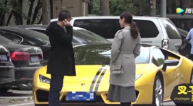 土豪恶搞拜金女，知道结局的我就知道她藏的很深！