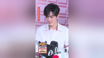 肖战：那一天发烧了，脸蛋红扑扑的又好看又心疼. 20191102Olay直播完整版