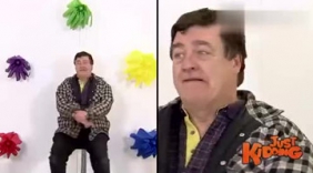 老外街头恶搞 含苞待放