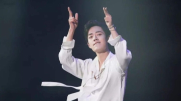 肖战跳舞有多帅？百看不厌全场high到爆，这舞姿要命！