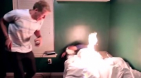 2017国外整人恶搞精彩视频大合集