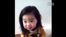 【拍客】太可爱了，韩国妈妈教育女儿不要跟陌生人说话