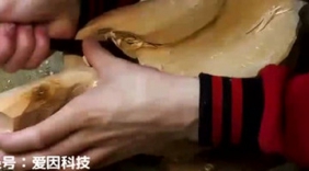国外牛人用整块木头，纯手工打造一个水果碗