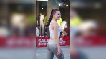 三里屯热门街拍美女