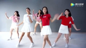 韩国美女舞团，跳GFRIEND舞蹈，真是活力十足啊！