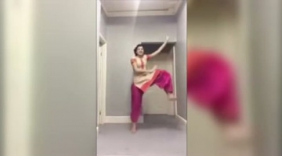 巴基斯坦舞蹈，美女活生生的跳成了汉子