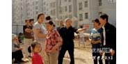 【拍客】开发商与小区居民纠纷闹剧