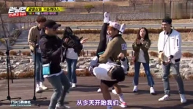 刘在石调戏光洙，轮到自己时被成员疯狂恶搞