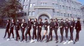 美女帅哥舞蹈房高难度舞蹈真的惊呆了