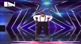 国外牛人表演人梯合一绝活儿，真的是叹为观止！