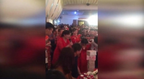婚礼亲属豪送100万红包