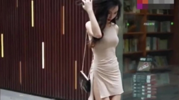 杭州街拍：完美身材的美女，不接受任何反驳
