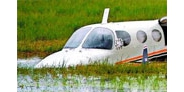 【拍客】老挝客机坠入湄公河 机上44人全部遇难