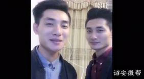 两帅哥兄弟唱潮剧亮瞎你的眼