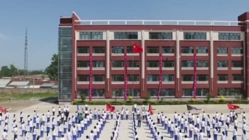 口号震天！看各地高三学生“喊楼”解压