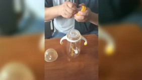 憨爸试用萌宝的新奶瓶，看后让你爆笑！