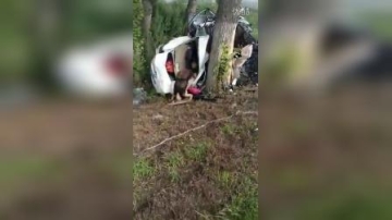 【拍客】德惠102线发生惨烈车祸 6人当场死亡