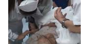 【拍客】24厘米长筷子插进7旬老人眼里