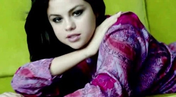 确定复合 赛琳娜比伯当众亲亲画面闪瞎眼