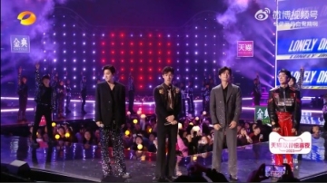 丞磊李昀锐高瀚宇范世錡《隆里电丝》电音拉满火力全开