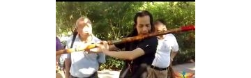 高手在民间！牛人用超长竹笛吹出《一剪梅》