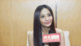 马雅舒逛超市只顾聊天 洋老公包办一切超幸福